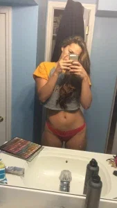 24924235_300.webp
