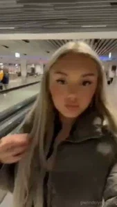 6846762_300.webp