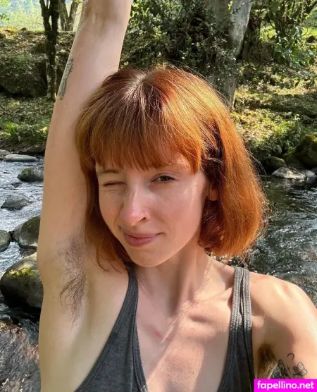 kittynippyhippie-thumbnail.webp