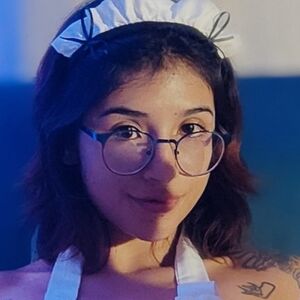 lucyalien_0004.jpg