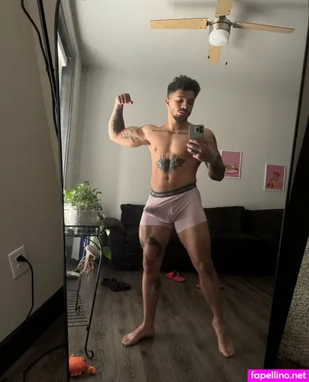 pr33ttyboyjay-thumbnail.webp