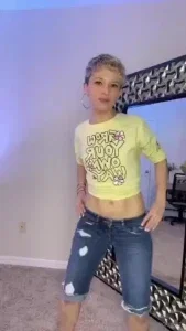 6839662_300.webp