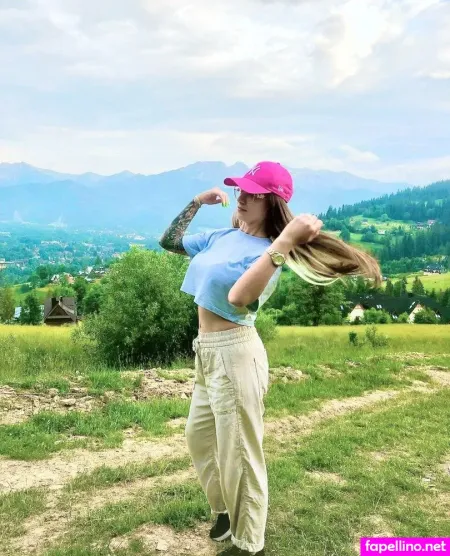 sofia-murrrr-thumbnail.webp