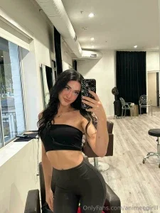 15487740_300.webp