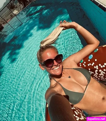 Chloe Burnns