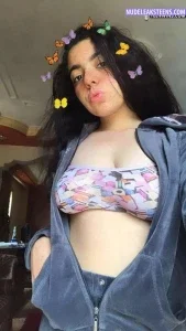 25214848_300.webp