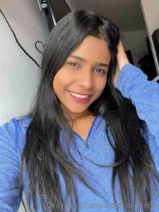 15944559_300.webp