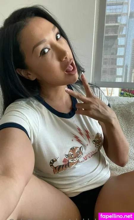 vickichasefans-thumbnail.webp