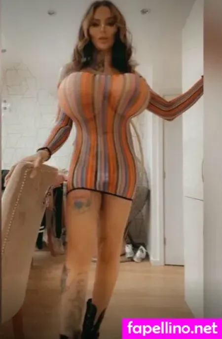 bimbo-nicki-thumbnail.webp