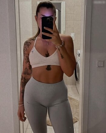 juleesrules_0017_350px.jpg