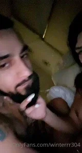 20175745_300.webp