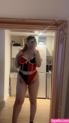 izzylouiseexo_0004.jpg