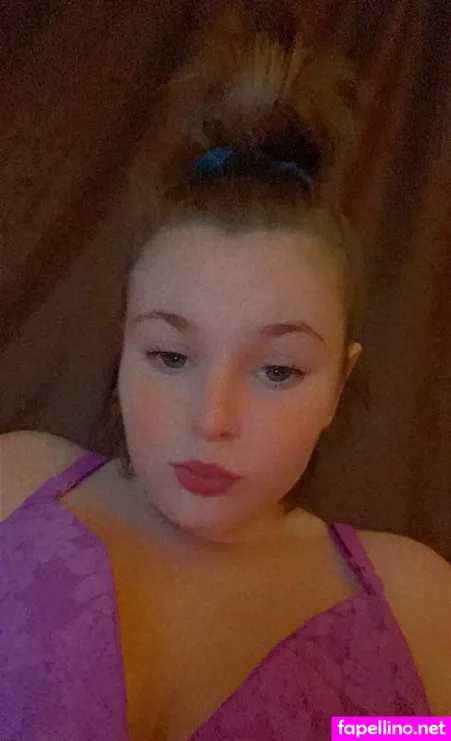queensabrina6-thumbnail.webp