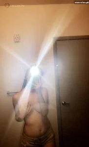 24827058_300.webp