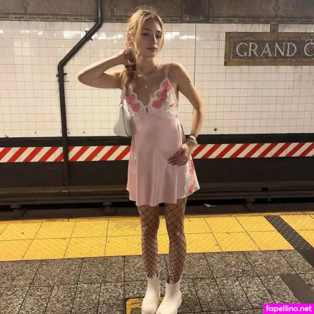 emilykr0pp-thumbnail.webp