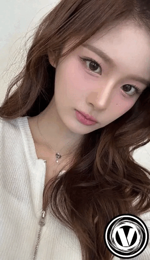 Sullyoon.gif