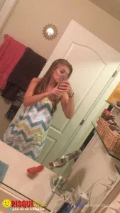 24924348_300.webp