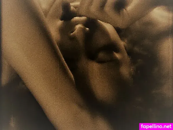 maria-eva-thumbnail.webp