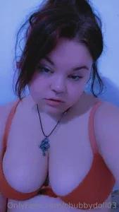17088194_300.webp