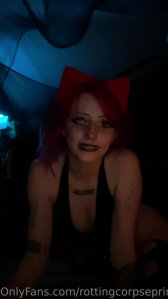 thumbnail_300.jpg