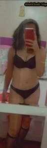 25352398_300.webp
