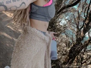 6033694_300.webp