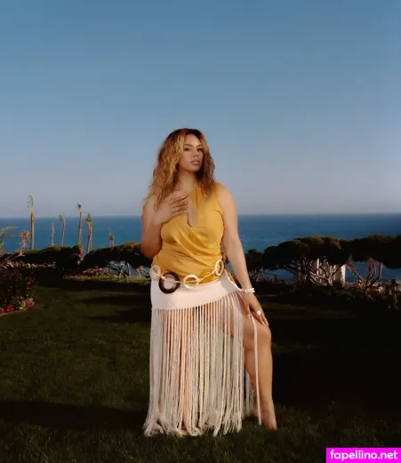 dinah-jane-thumbnail.webp