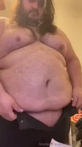 6433778_300.webp