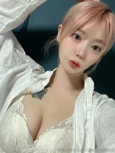 18844687_300.webp