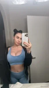 6449337_300.webp