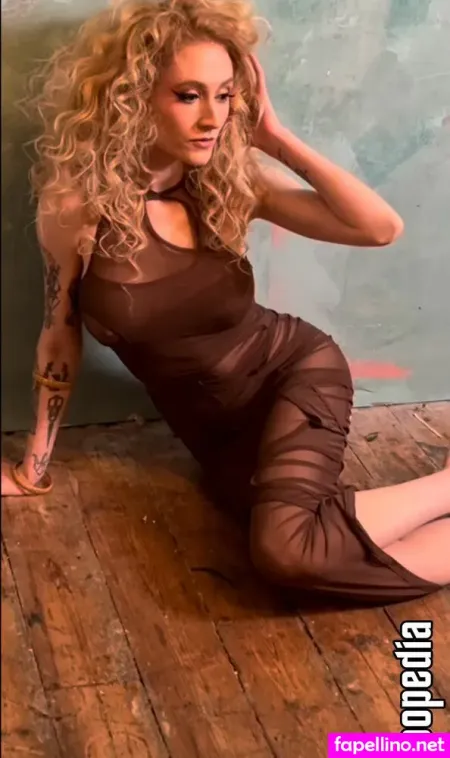 janetdevlin-thumbnail.webp