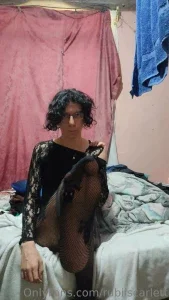 19734252_300.webp