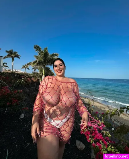 natalialozano-2-thumbnail.webp