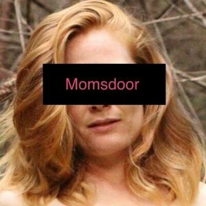 momsdoor_0089.jpg