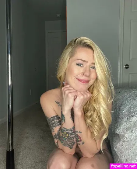 xoxtiffxo-thumbnail.webp