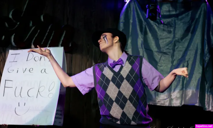 dat-ashe-cos-thumbnail.webp