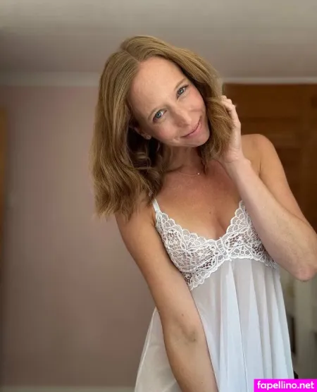 lottieonlyfans-thumbnail.webp