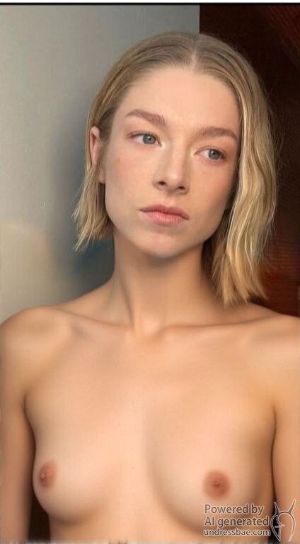 Hunter-Schafer-F002.jpeg