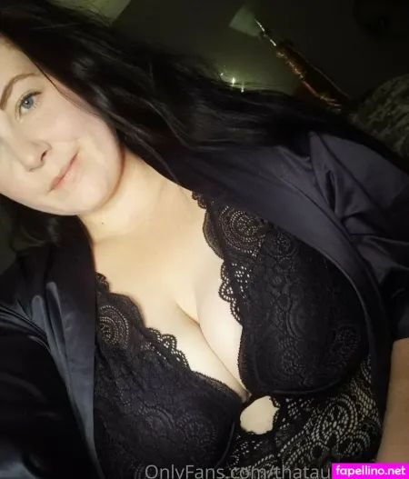 thataussiechick-thumbnail.webp