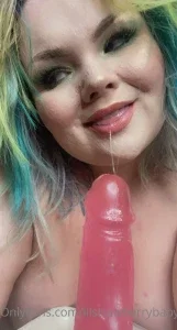 19083200_300.webp