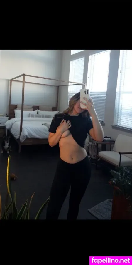 sofiespicysmith-thumbnail.webp