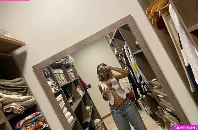 justkhloee-thumbnail.webp