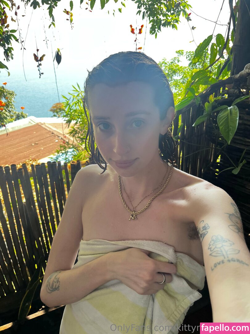 kittynippyhippie_0080.jpg