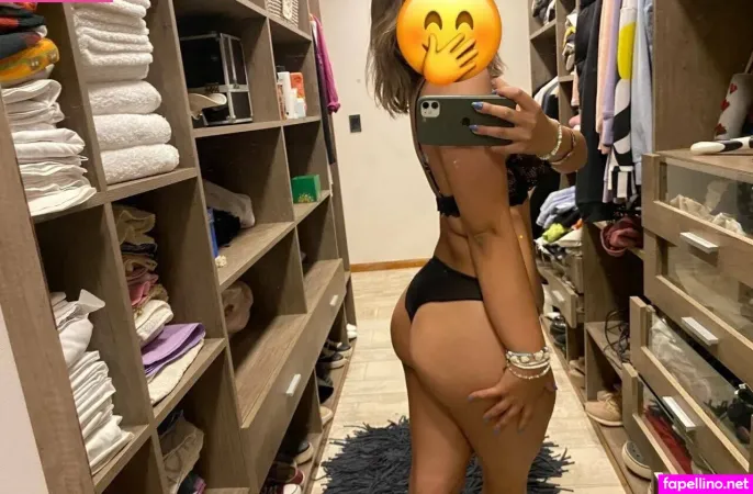 Justkhloee