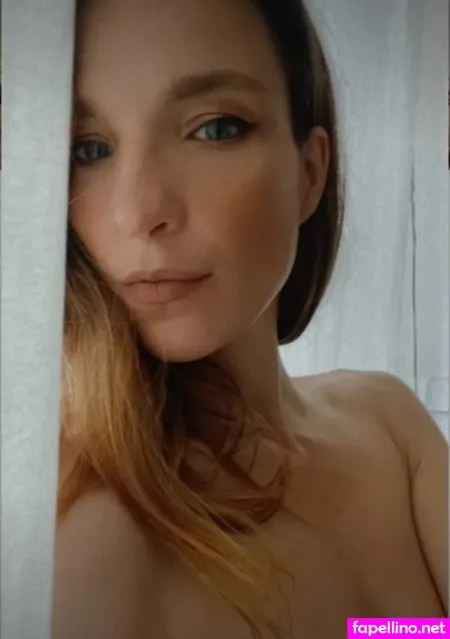 Feuchte Sandra