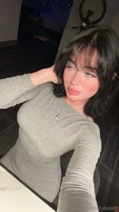 6008828_300.webp
